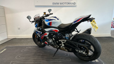 (23MY) BMW M1000 R